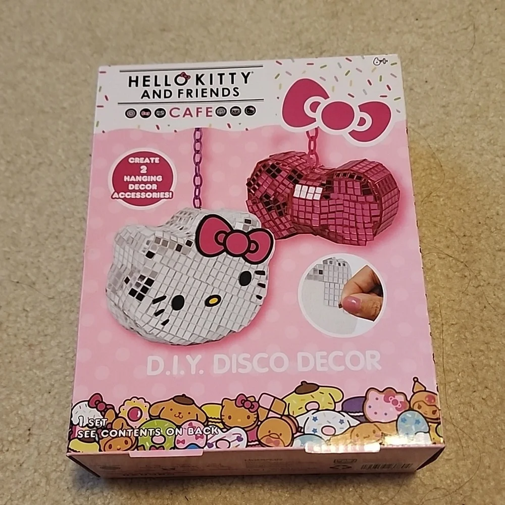 Hello Kitty Disco Decor - Picture 1 of 2